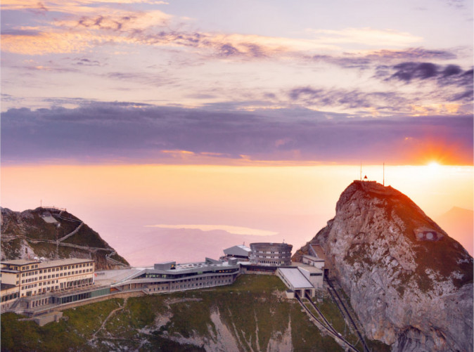 0091_Schoene Aussichten Touristik_Pilatus_Morgenstimmung Pilatus-Kulm-Hotels